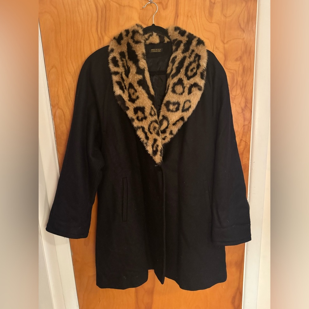 ✨Vintage Worthington Black Coat with Leopard Faux Fur Collar, Size 12, NWT